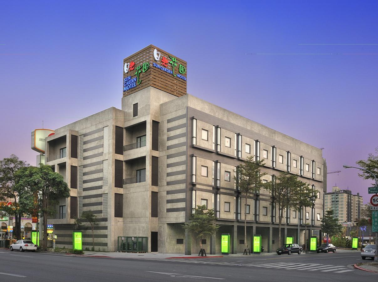 Sun Garden Motel Kaohsiung Exterior photo
