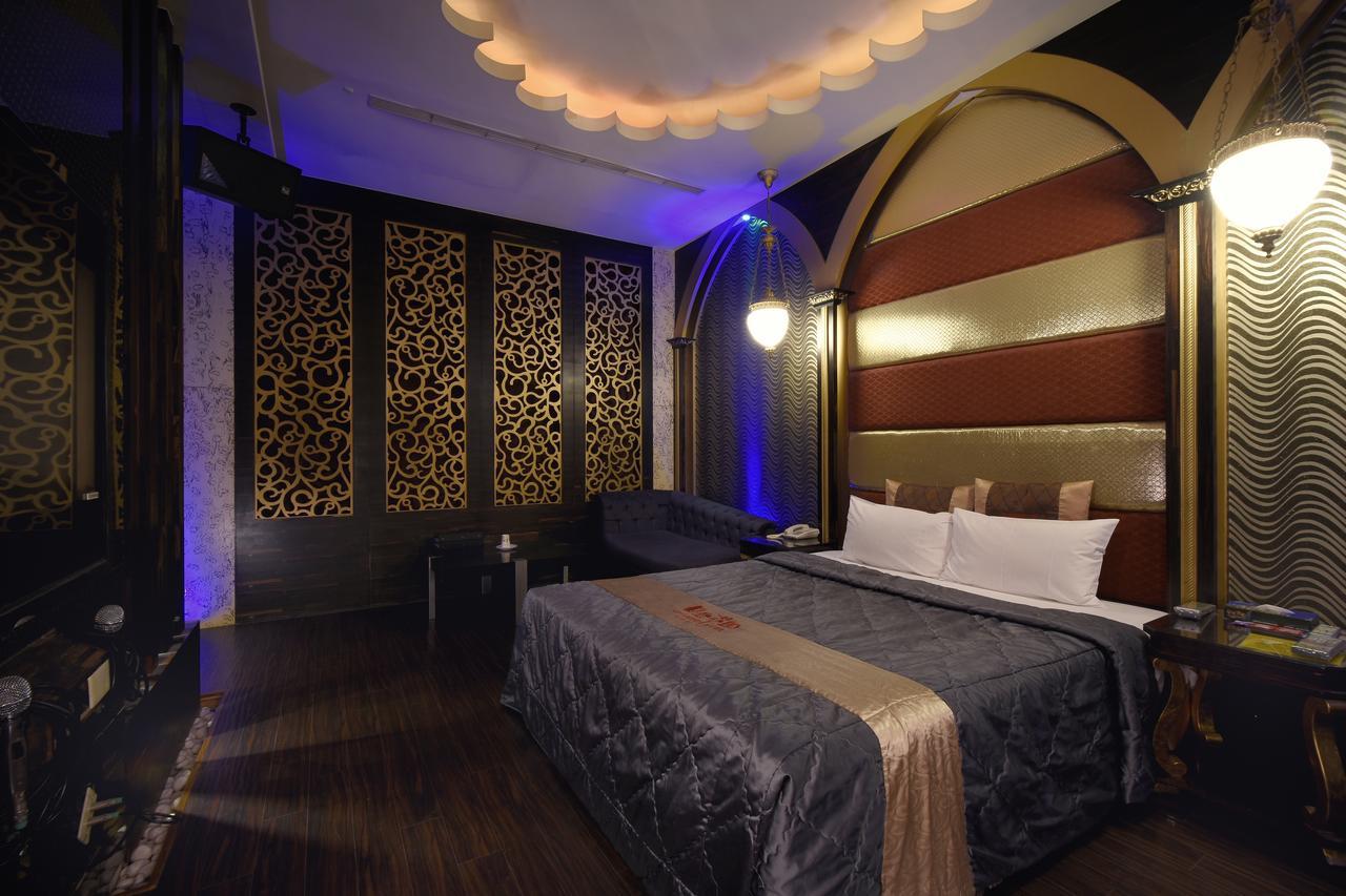 Sun Garden Motel Kaohsiung Exterior photo