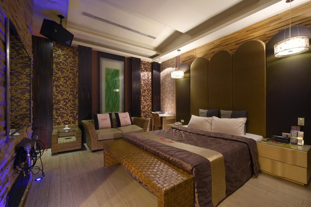 Sun Garden Motel Kaohsiung Exterior photo